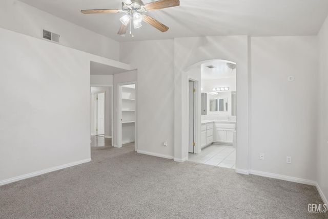 11130 New Forest Drive, Bakersfield, CA 93312