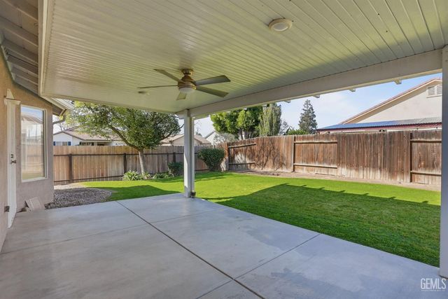 11130 New Forest Drive, Bakersfield, CA 93312