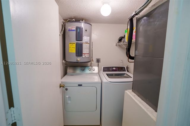 15400 SW 134th Pl 403, Miami, FL 33177