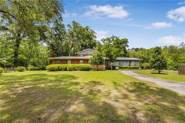 161 Magnolia Avenue, Satsuma, AL 36572