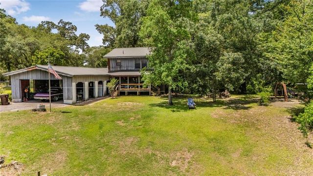 161 Magnolia Avenue, Satsuma, AL 36572