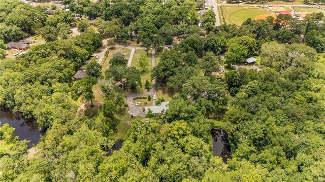 161 Magnolia Avenue, Satsuma, AL 36572