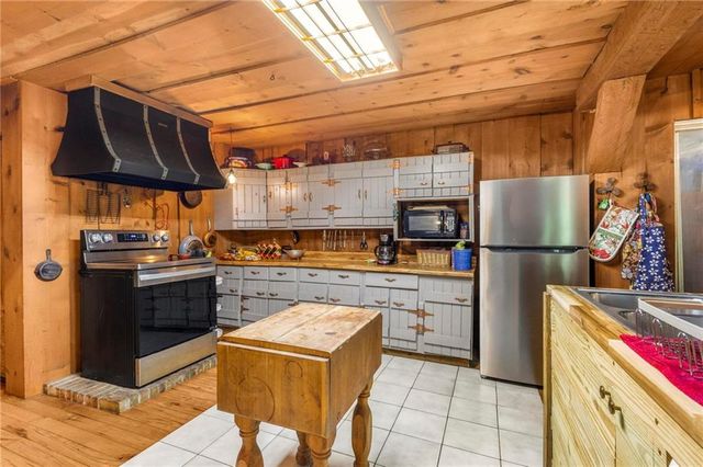 161 Magnolia Avenue, Satsuma, AL 36572