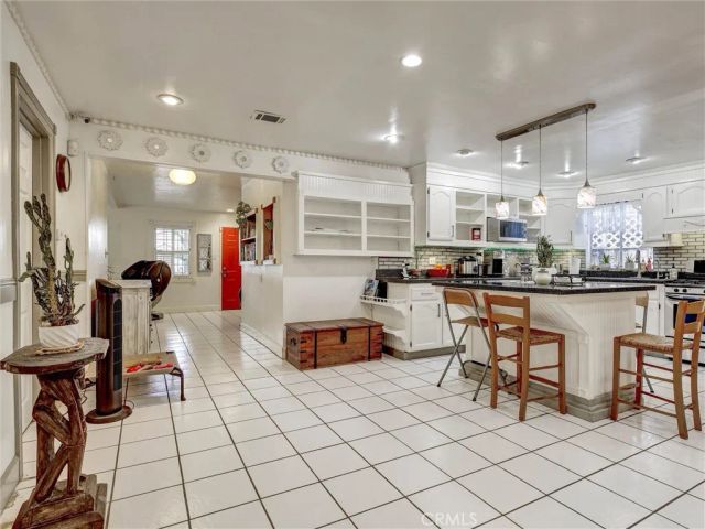 2470 Hayes, Long Beach, CA 90810