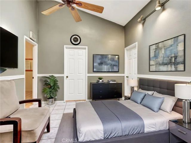 2470 Hayes, Long Beach, CA 90810