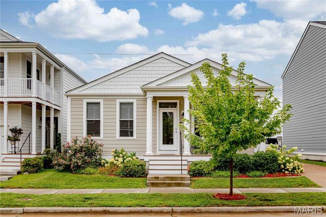 3405 Simeon Bunker Street, St Charles, MO 63301