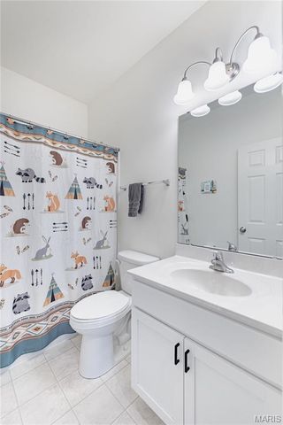 3405 Simeon Bunker Street, St Charles, MO 63301