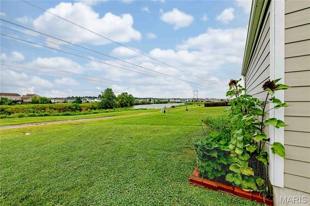3405 Simeon Bunker Street, St Charles, MO 63301