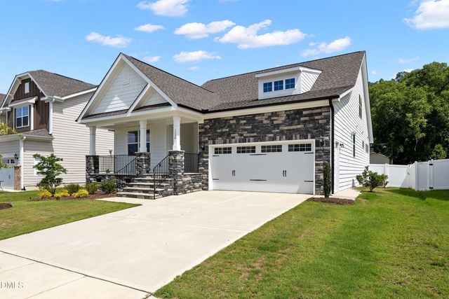 1520 Maelyn Way, Fuquay Varina, NC 27526