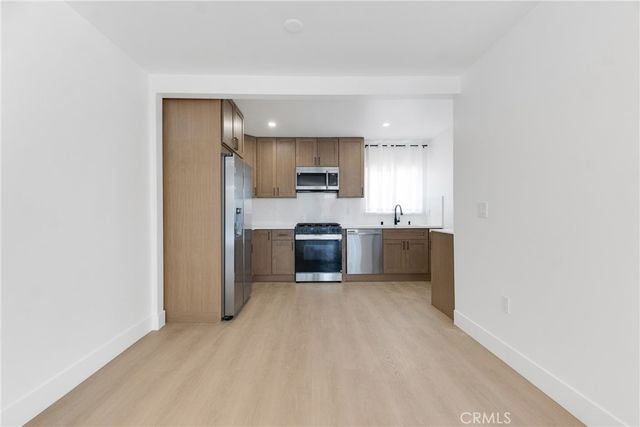 6300 Orange Street 14, Los Angeles, CA 90048
