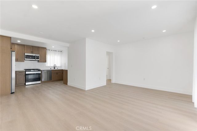 6300 Orange Street 14, Los Angeles, CA 90048