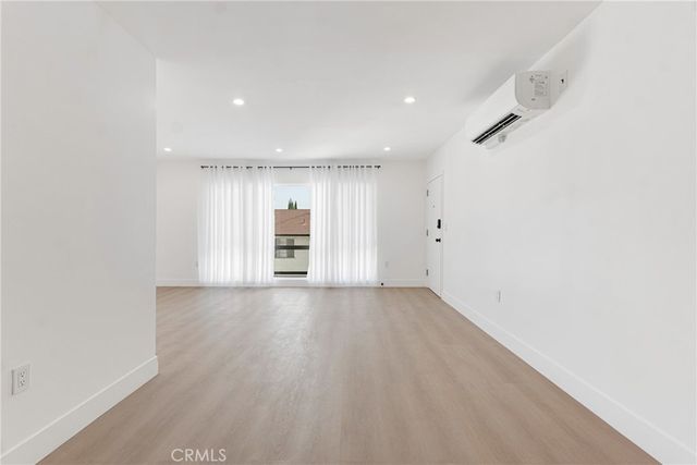 6300 Orange Street 14, Los Angeles, CA 90048