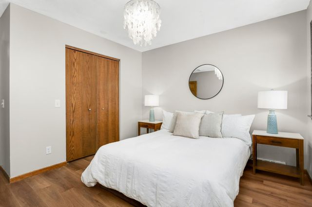 5124 Heritage Hills Drive, Minneapolis, MN 55437