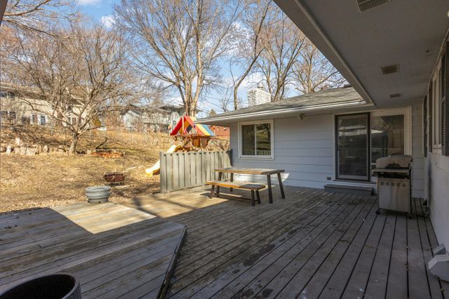 5124 Heritage Hills Drive, Minneapolis, MN 55437