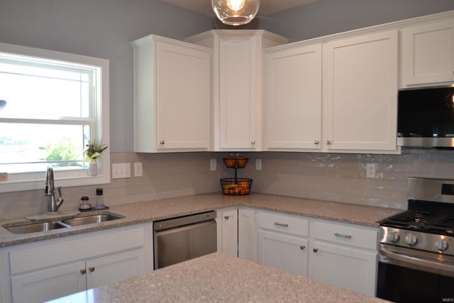 6237 Helmsdale Drive, Lafayette, IN 47905