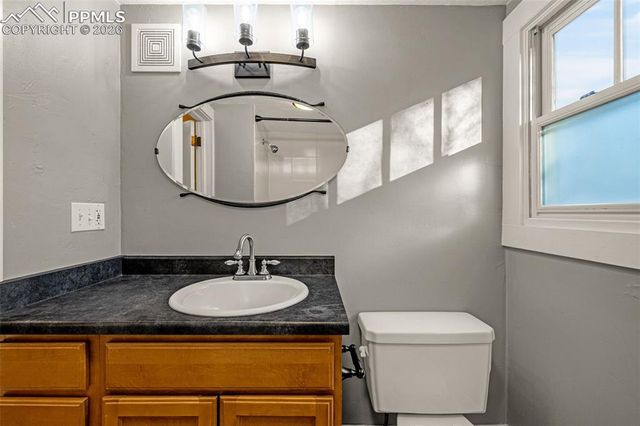 901 Cheyenne Boulevard, Colorado Springs, CO 80905