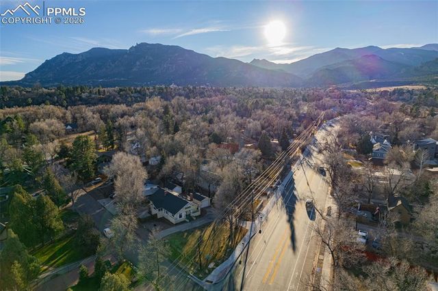 901 Cheyenne Boulevard, Colorado Springs, CO 80905