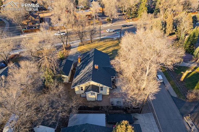 901 Cheyenne Boulevard, Colorado Springs, CO 80905