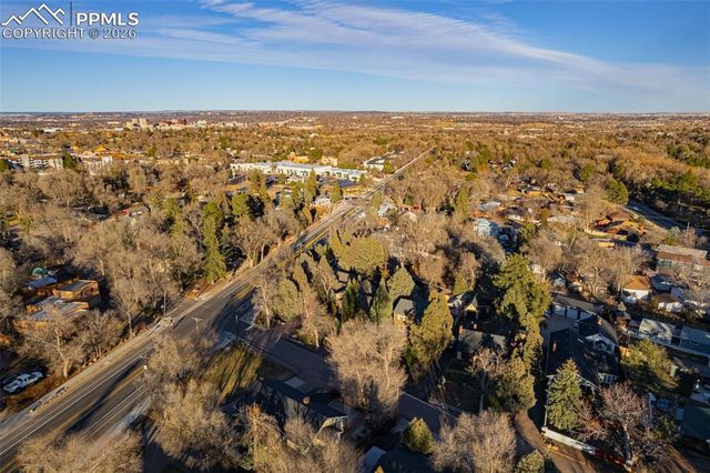 901 Cheyenne Boulevard, Colorado Springs, CO 80905