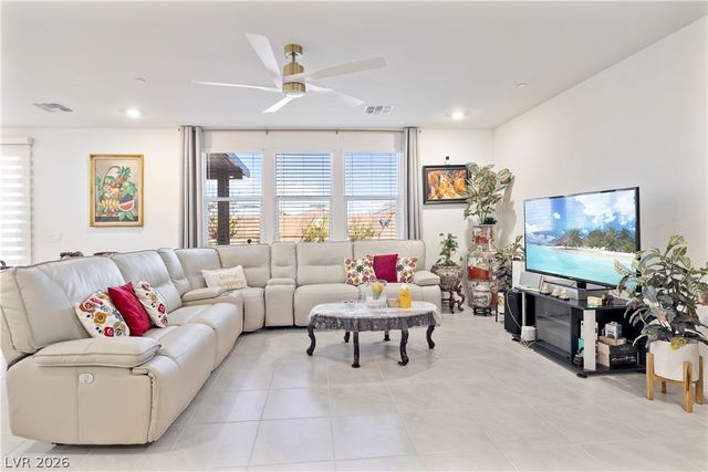 10854 Gentle Crest Avenue, Las Vegas, NV 89166