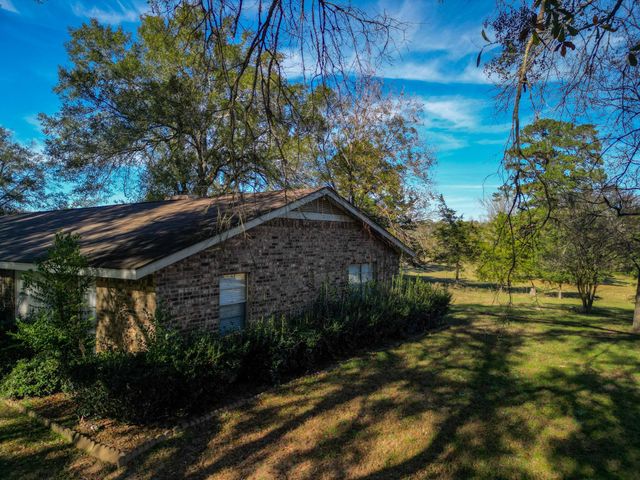 1549 County Road 1650, Grapeland, TX 75844