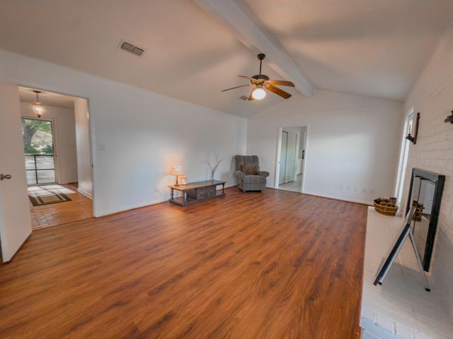 1549 County Road 1650, Grapeland, TX 75844