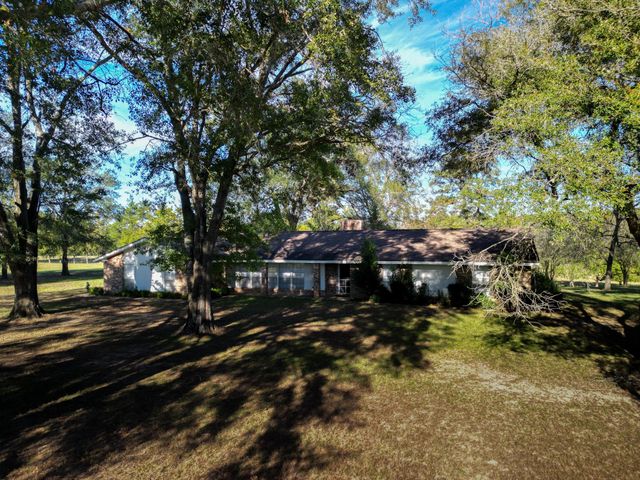 1549 County Road 1650, Grapeland, TX 75844