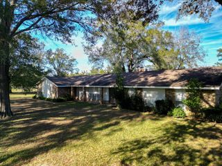 1549 County Road 1650, Grapeland, TX 75844