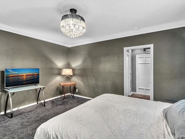 2116 NE 62nd Street, Fort Lauderdale, FL 33308