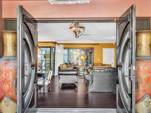 2116 NE 62nd Street, Fort Lauderdale, FL 33308