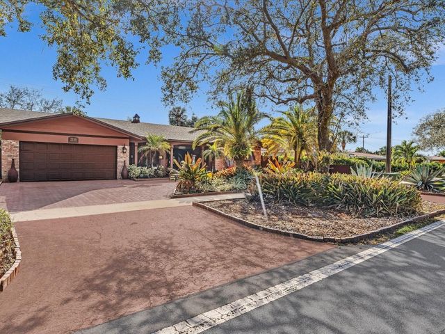 2116 NE 62nd Street, Fort Lauderdale, FL 33308