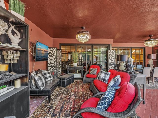 2116 NE 62nd Street, Fort Lauderdale, FL 33308