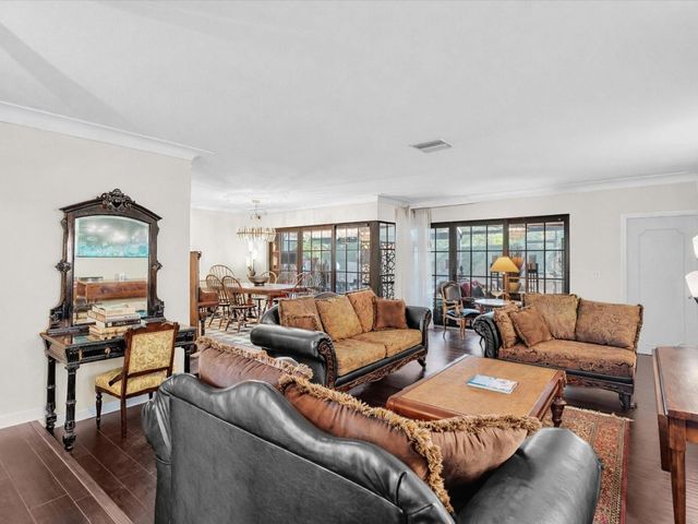 2116 NE 62nd Street, Fort Lauderdale, FL 33308