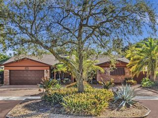 2116 NE 62nd Street, Fort Lauderdale, FL 33308