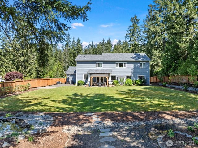 191 E Sterling Drive, Allyn, WA 98524