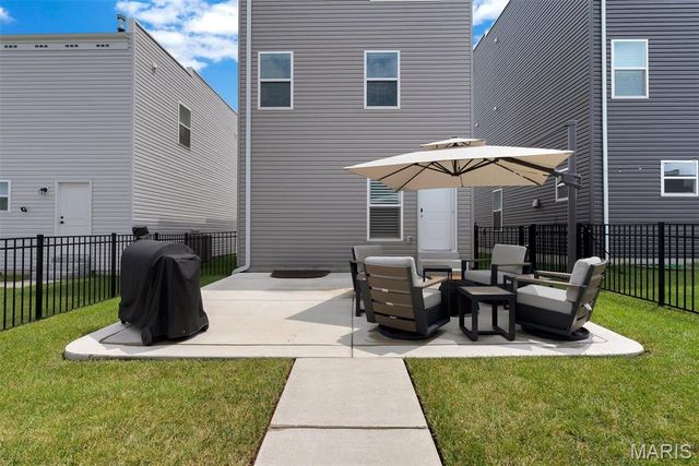 9409 Vandervoort Court, Crestwood, MO 63126