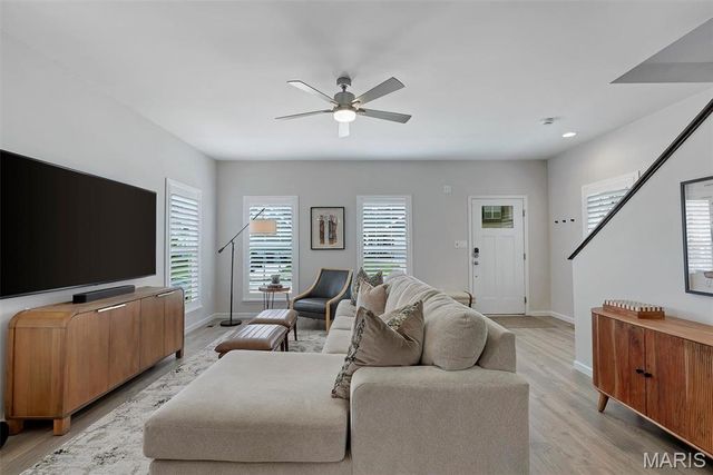 9409 Vandervoort Court, Crestwood, MO 63126