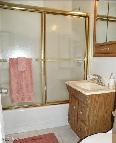 1930 Seneca Road, Euclid, OH 44117