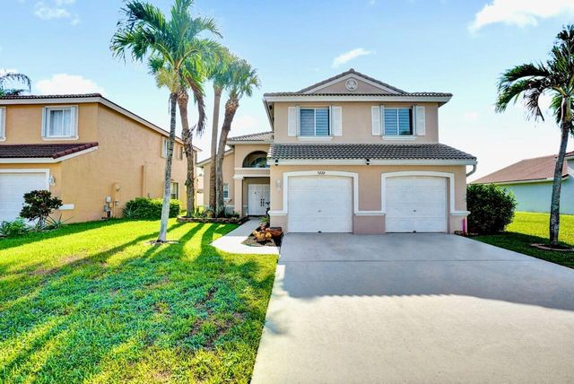 5222 Prairie Dunes Village Circle, Lake Worth, FL 33463