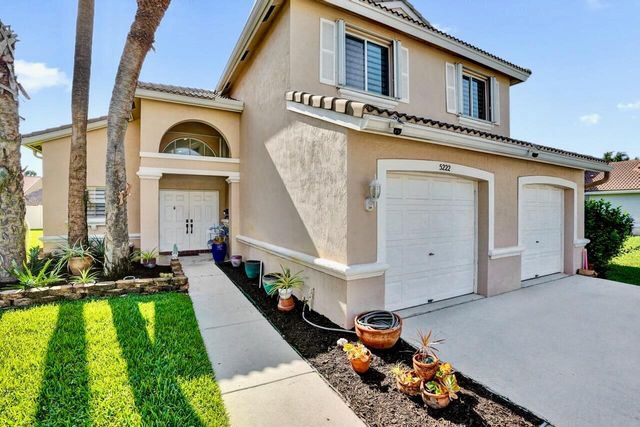 5222 Prairie Dunes Village Circle, Lake Worth, FL 33463