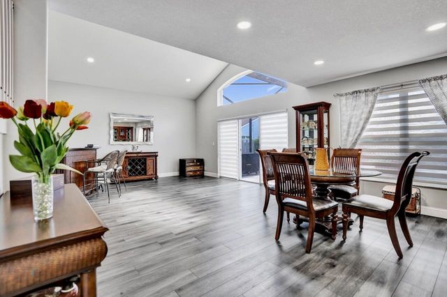 5222 Prairie Dunes Village Circle, Lake Worth, FL 33463