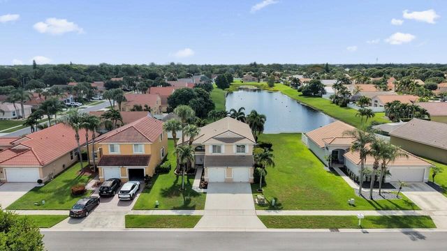 5222 Prairie Dunes Village Circle, Lake Worth, FL 33463