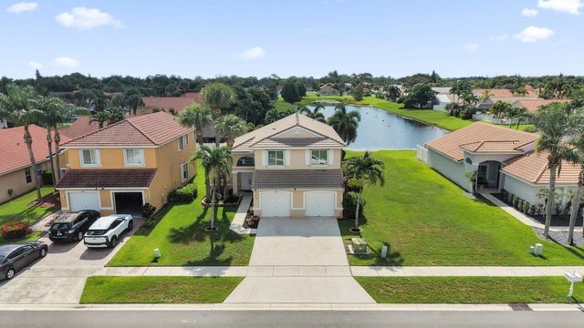 5222 Prairie Dunes Village Circle, Lake Worth, FL 33463