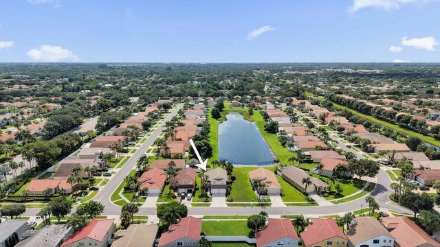 5222 Prairie Dunes Village Circle, Lake Worth, FL 33463