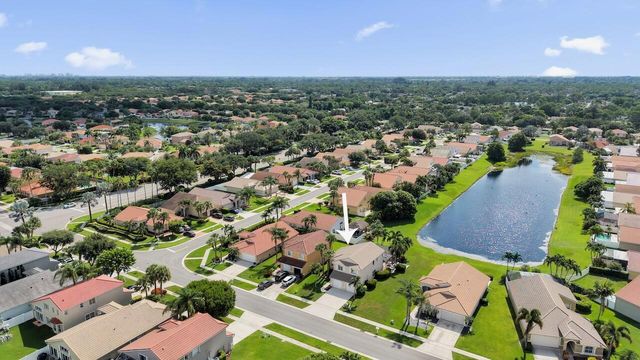 5222 Prairie Dunes Village Circle, Lake Worth, FL 33463