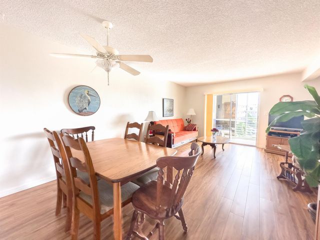 2721 Garden Drive N 312, Lake Worth, FL 33461