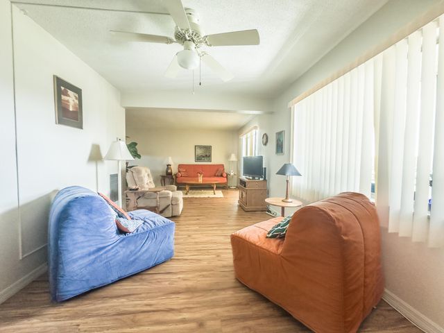 2721 Garden Drive N 312, Lake Worth, FL 33461