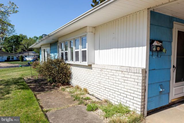 29 MERCER DR, Newark, DE 19713