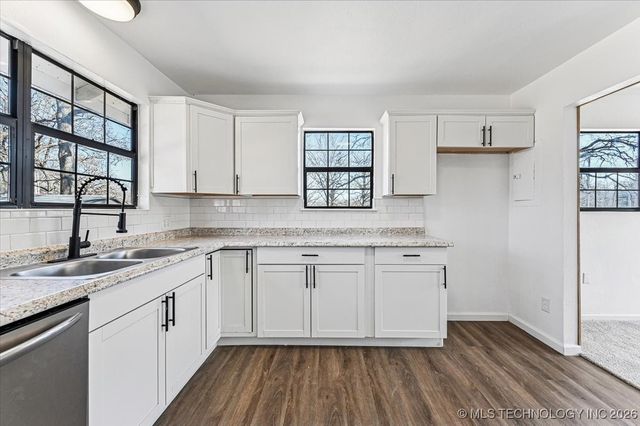 27349 E 131st Street S, Coweta, OK 74429