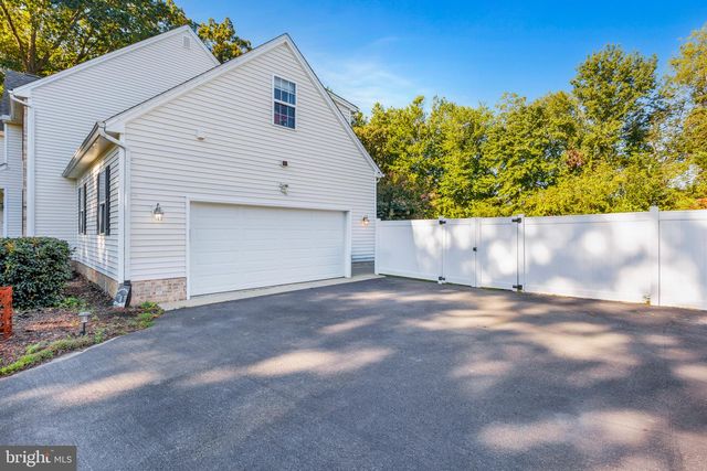 5568 ROYAL MILE BLVD, Salisbury, MD 21801
